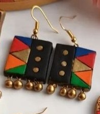 Chatpate latkan-Vel6 by Velaora Jewels